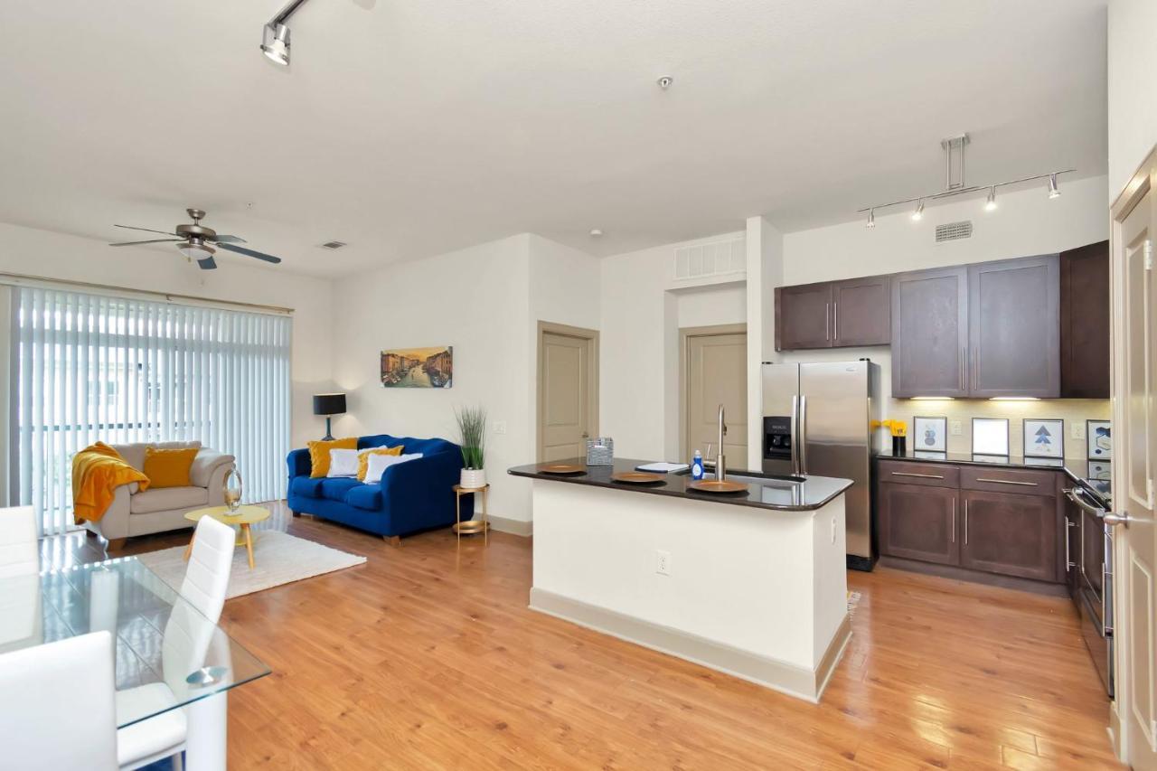 Welcome To The Suite Spot Luxury 1Bedroom Mid-Rise In Suger Land Houston Exteriör bild